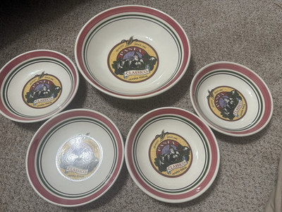 Pasta Classico Cucina Italia Glass Stripe Bowl Set 5-Piece White Red Green