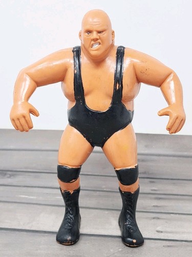 WWF KING KONG BUNDY 8