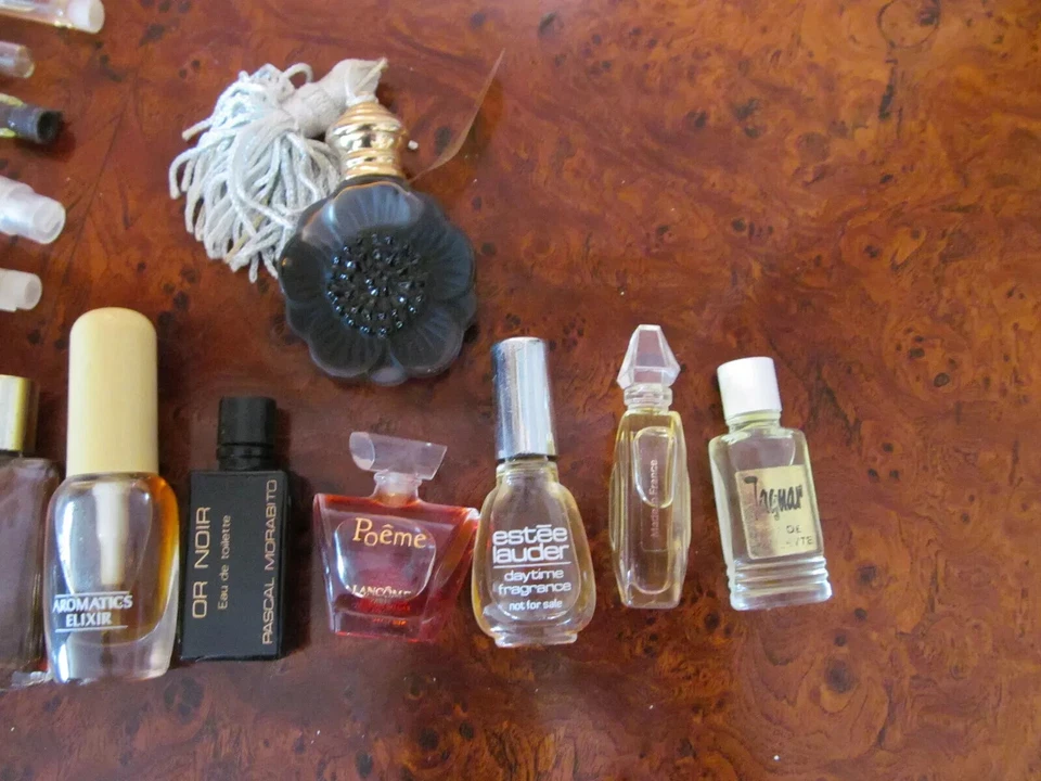 Konvolut an Mini Flacon Original Parfüm für Damen Sammlerstücke Raritäten - Bild 3 von 4