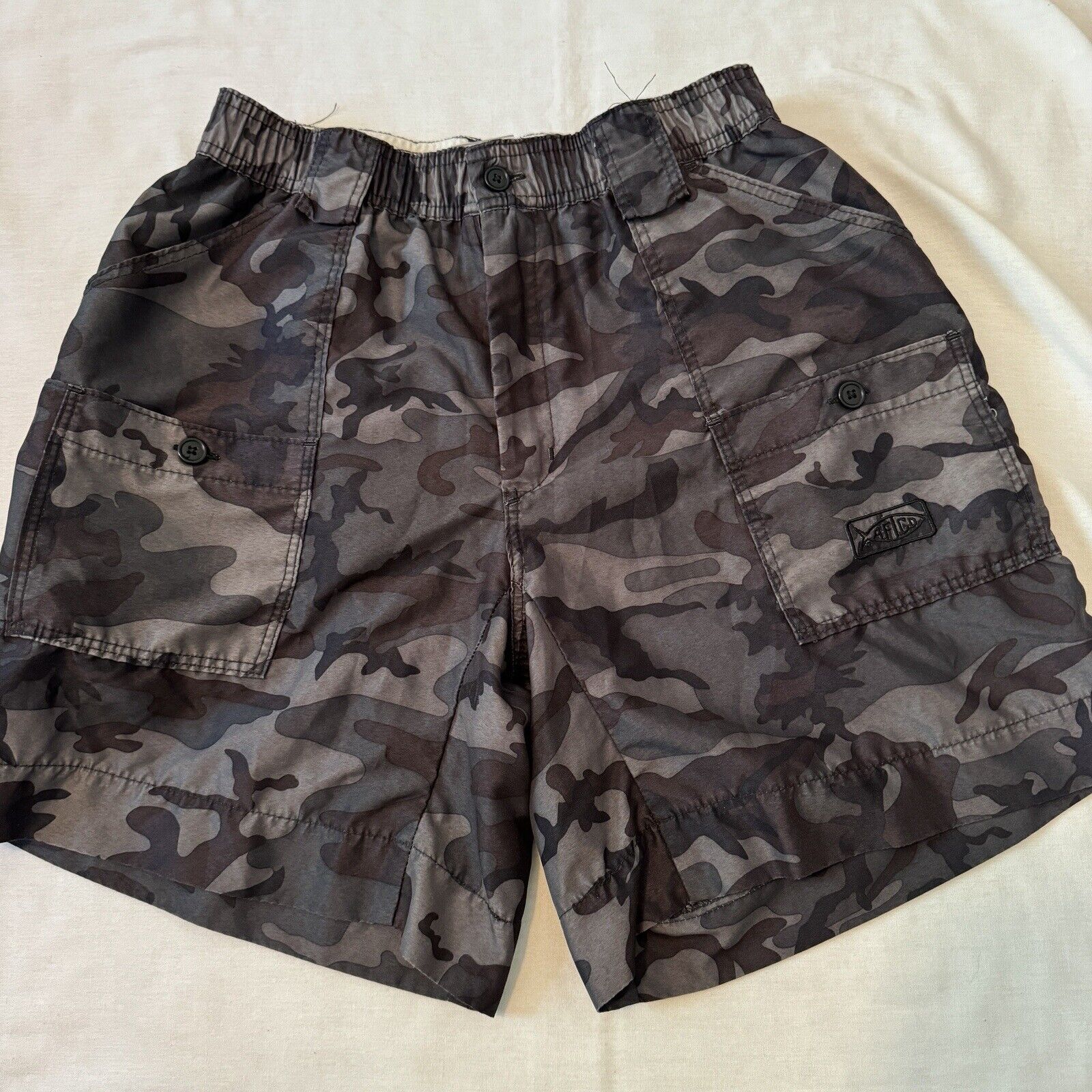 AFTCO Men’s 32 Camo Cargo Nylon Shorts Fishing Performance Camouflage