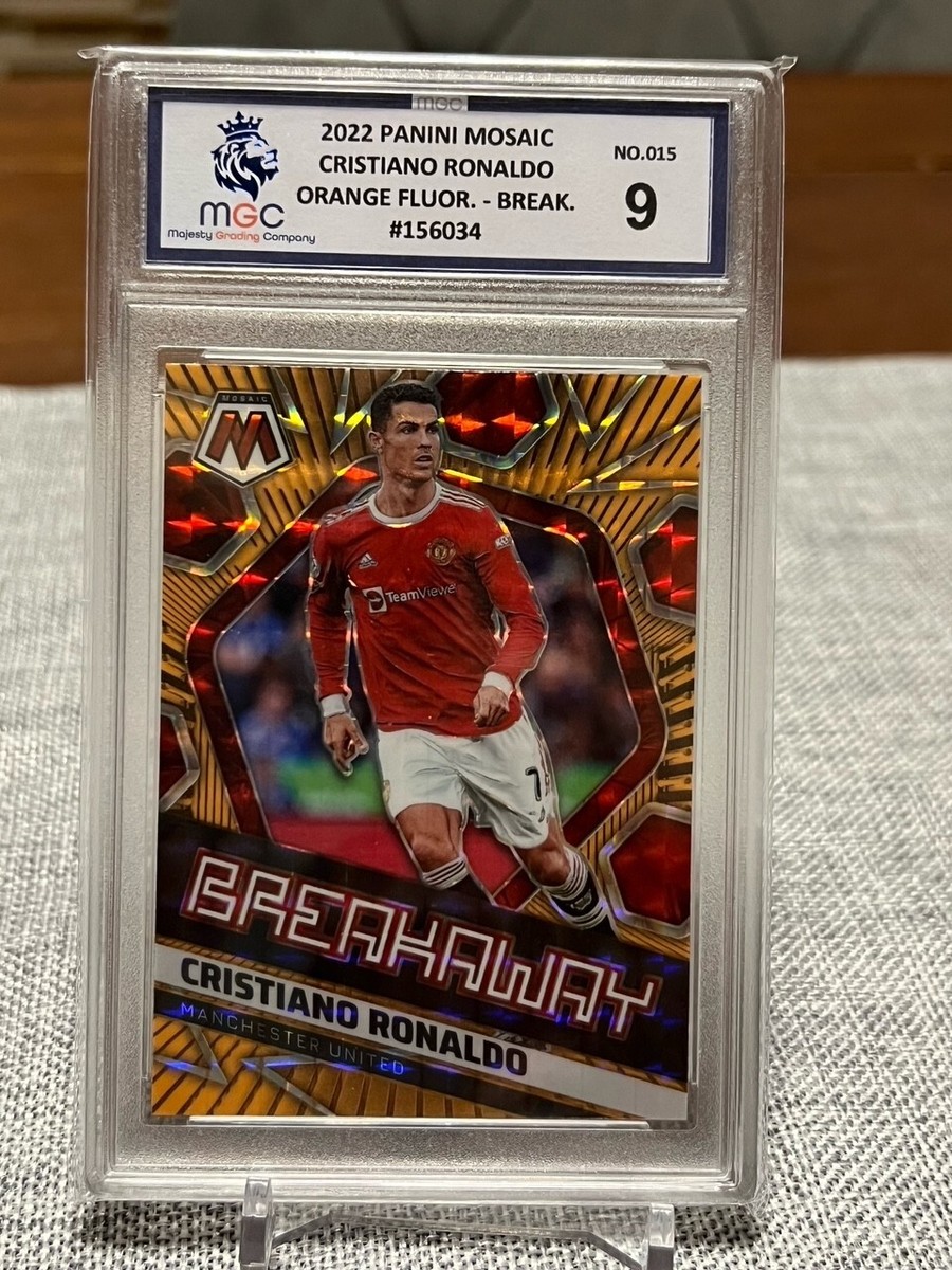 2022 Panini Mosaic Soccer Cristiano Ronaldo Auto Prizm Portugal