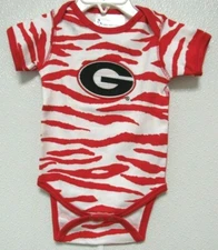 NCAA Georgia Bulldogs Circle G Animal Print Creeper Two Feet Ahead