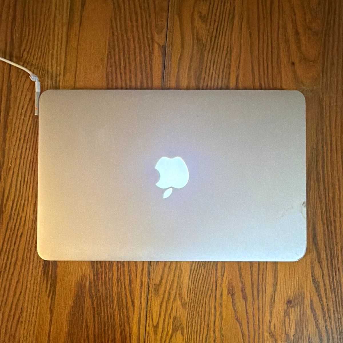 MacBook Air Mac OS X 10.10, Yosemite Apple Laptops 2014 Released