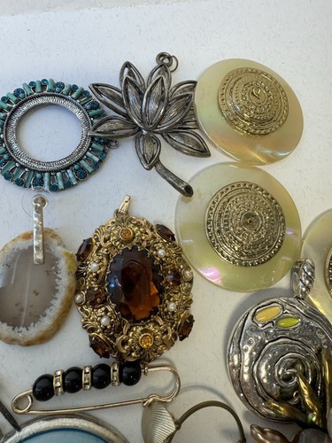 1+ POUND Lot Single Earrings Junk Jewelry Arts Crafts Vtg Beads Rhinestone - Picture 6 of 13