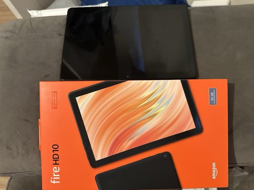 Amazon Fire HD 10 11th Gen Tablet Alexa 1080p Full HD 32GB WI-FI Black - Picture 3 of 9