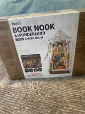 New Rolife Book Nook  Wonderland Garden House TGB06