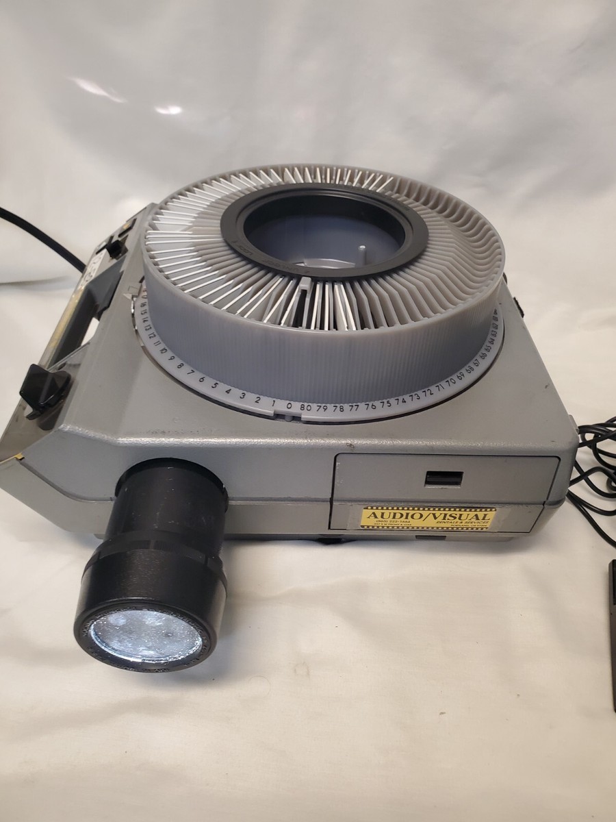 プロジェクター Kodak EKTAGRAPHIC III-J ATS projector Amazon.com: Kodak Ektagraphic III ATS Slide Projector with
