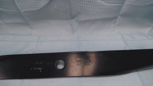 New OEM New Holland 60" Standard Mower Blade for 914A Series Mowers AUB162122 - Picture 3 of 4