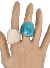 Set /Bundle 2 Chunky Acrylic Dome Statement Rings White Turquoise Blue  Size  7