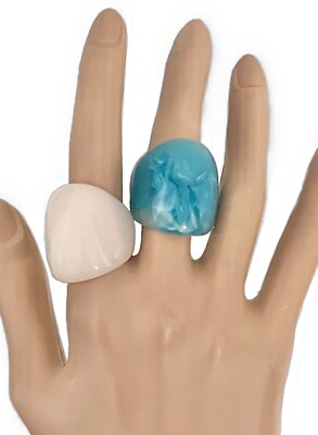 Set /Bundle 2 Chunky Acrylic Dome Statement Rings White Turquoise Blue  Size  7