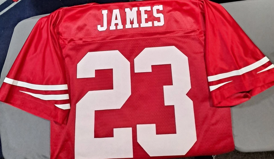 Camiseta clássica vermelha pequena NFL Pro Line San Francisco 49ers LaMichael James #23 - Imagem 4 de 4