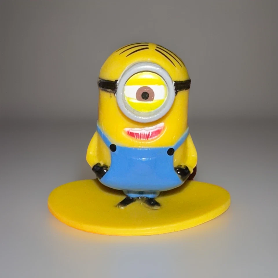 Ty Beanie Babies Despicable Me 3 Carl the Prisoner Minion 7" + figuras Foto 4 de 4