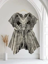 Style & Co Paisley Babydoll Top Size Small Studded V Neck Holiday Boho Chic