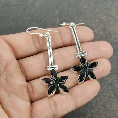 Black Spinel Gemstone Handmade 925 Sterling Silver Jewelry Wonderful Earring - Video 1 of 1