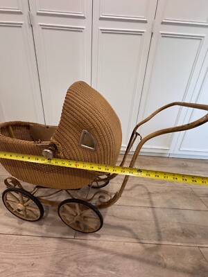 Large Wicker Baby Carriage Antique Victorian BABY CARRIAGE Buggy