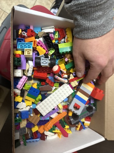 LEGO 10704 Classic Creative Building Set Incomplete & LEGO Plastic Storage Case - Picture 6 of 12