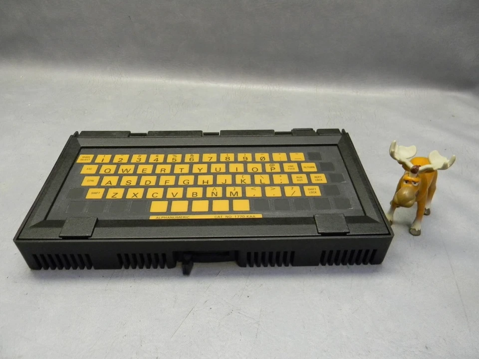 Allen Bradley 1770-FE PLC-3 Family Keyboard 966270-02 Firmware H Ser A - Image 2 of 4