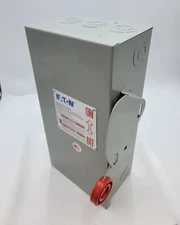 Eaton DH221NGK Safety Disconnect Switch Heavy Duty 30A 240V 7.5 HP 3P 3PH Type 1