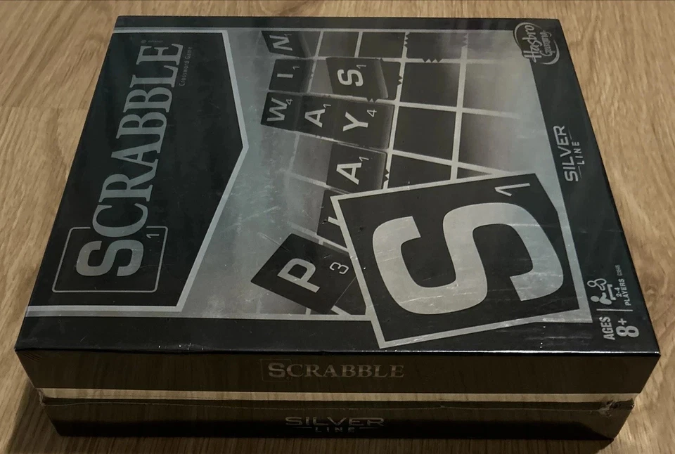**NUEVO PRECINTADO** Hasbro Scrabble Silver Line Edition Juego de Mesa Premium 2016 Foto 4 de 4