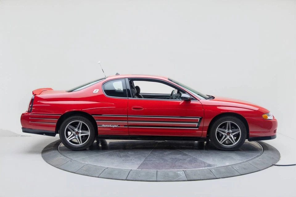 2004 Chevrolet Monte Carlo SS Supercharged 2dr Coupe - Image 2 of 4