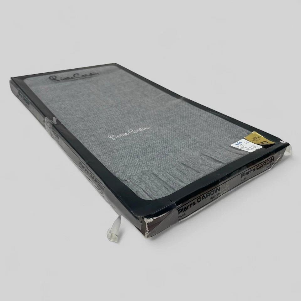 De Colección Pierre Cardin Bufanda de Lana Flecos Cuello Silenciador Silencioso Lujo Minimalista Nuevo de Lote Antiguo Foto 3 de 4