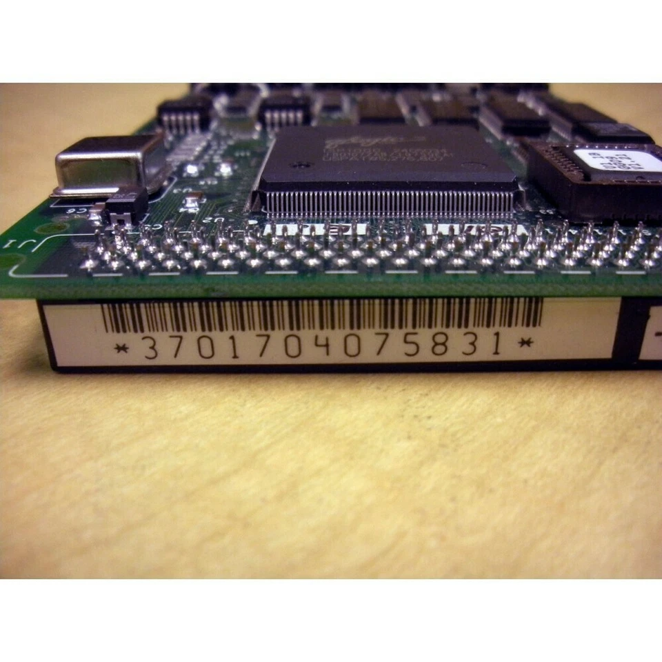 Sun X1062A Differential Fast/Wide SCSI SBus Adapter - Image 2 of 3
