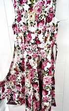 IHot Vintage Floral Tea Dress Size Medium