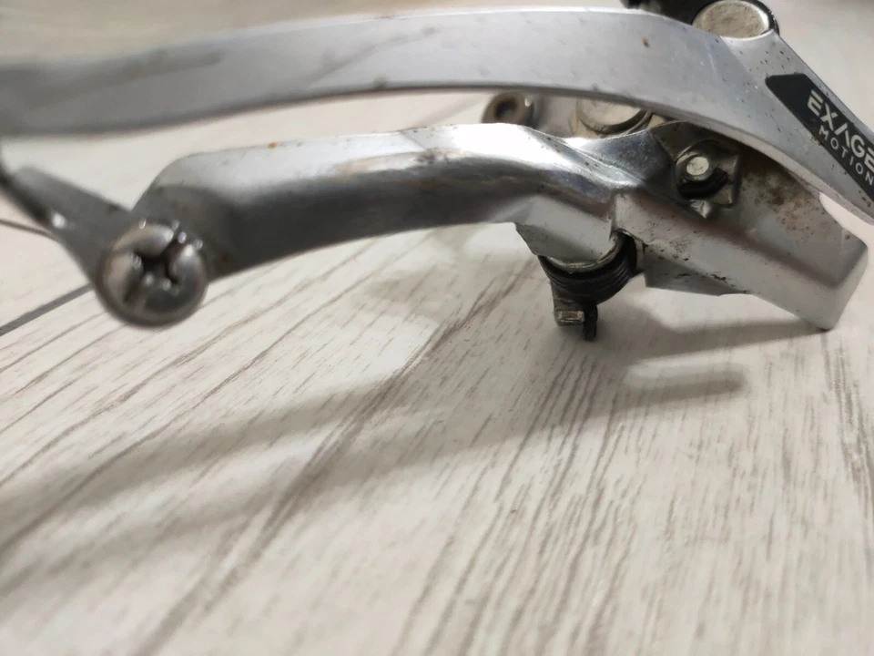 Classic Shimano Exage FD-A250 Bicycle Front Derailleur 28.6 mm Clamp - Image 3 of 4