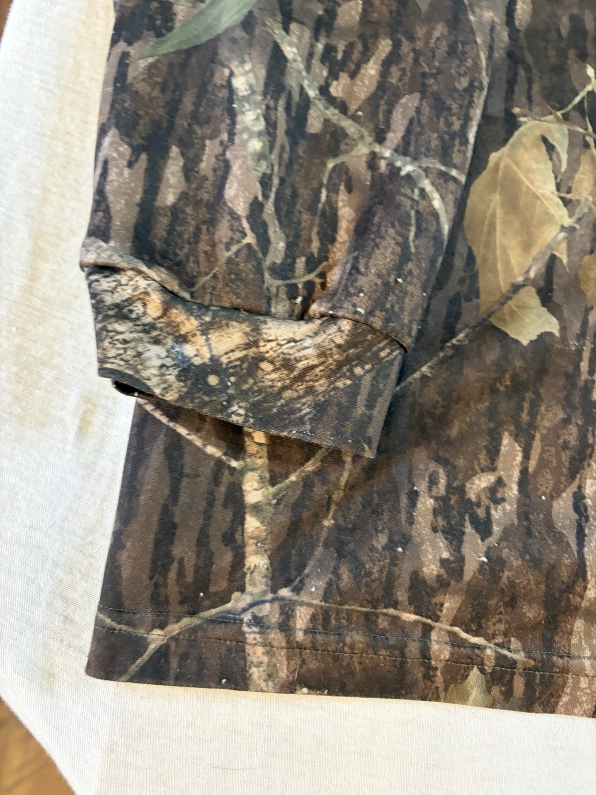 Under Armour long-sleeve hunting shirt in the Mossy Oak Men’s XXL thumbnail 3