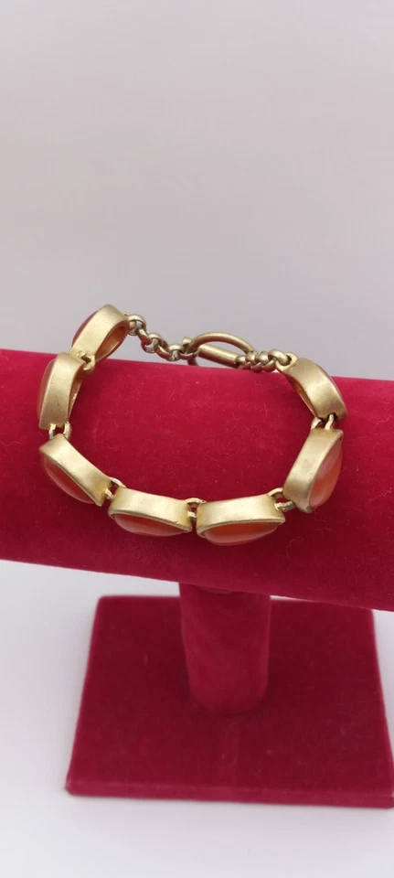 Kenneth Cole New York Gold Tone Link Bracelet W/ Carnelian Red Acrylic Stone 8in - Image 2 of 4