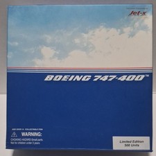 Dragon Wings Boeing 747-400