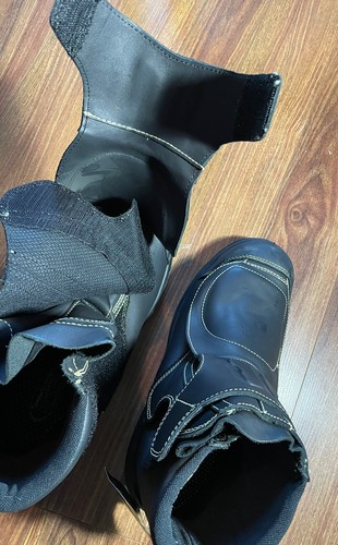 Oliver Bootmakers 8” Heat and Flame Resistance Smelter Work Boots / Size 14 - Picture 4 of 9
