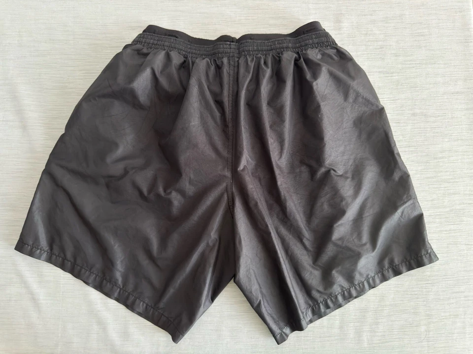 Мужские шорты Fendi размер S - Изображение 4 из 4