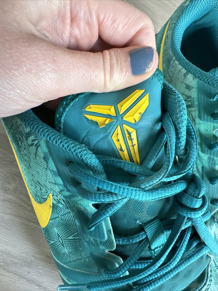Nike KB Mentality “Easter” Kobe Bryant Artisan Teal/Yellow/Green