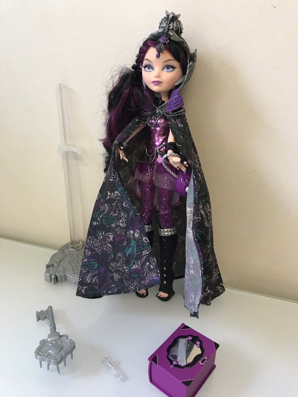 Raven Queen Doll  Raven queen doll, Ever after dolls, Ever after high