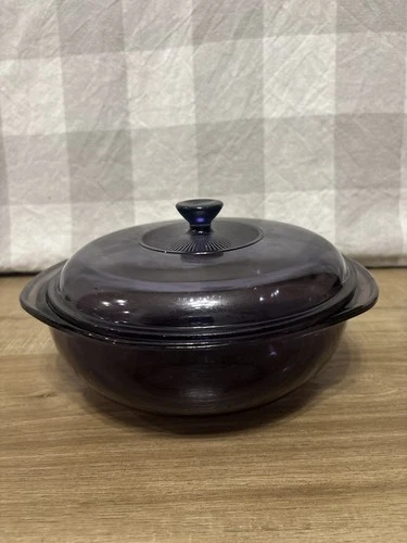Vintage PYREX Purple Blue Amethyst  #024 2 Qt. Casserole Dish W/ Pyrex Lid 624C
