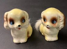Vintage 1960's Small Dog w/ Fluffy Tail S&P Salt & Pepper Shaker Set T1