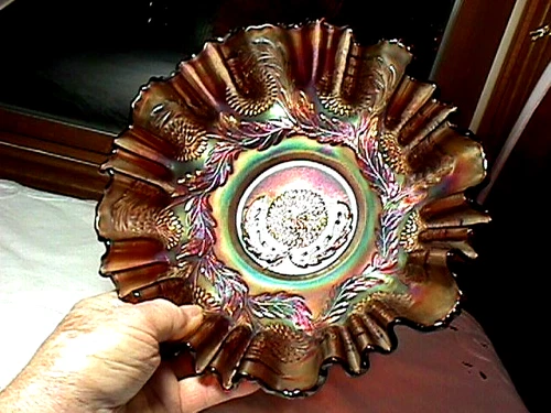 "TEN MUMS" BOWL 9 1/4" 3 & 1 EDGE AMETHYST SUPER COLORS CARNIVAL BY: FENTON