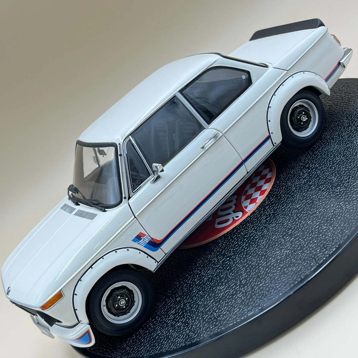 1/43 レクサス LC500ミニカー \