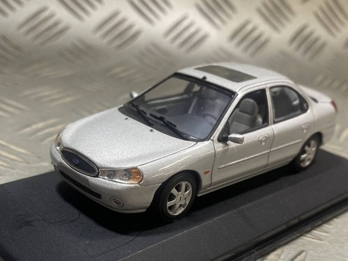 1/43 Minichamps Ford Mondeo 4-Türer Limousine 1997 Minicar