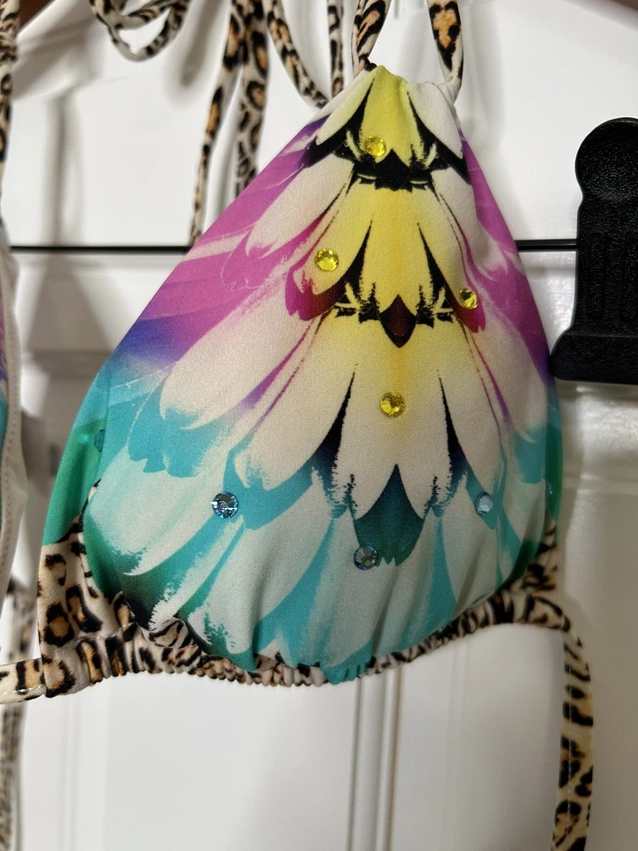 Top de bikini triángulo estampado animal floral de leopardo Sauvage para mujer talla S $115 Foto 3 de 4