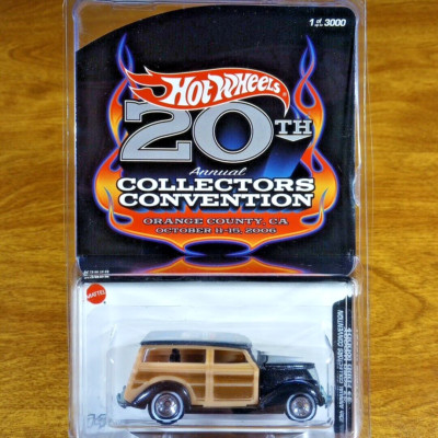 Hot Wheels RLC 20th Collectors Convention '37 Ford Woody Woodie 1 of 3000 Black