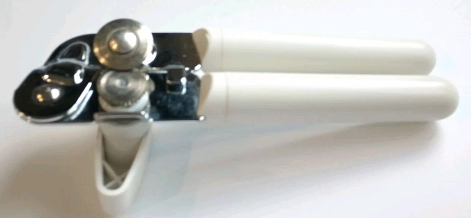 Abrelatas Pedrini Dos Tonos Blanco y Plata Hecho en Italia Foto 2 de 4