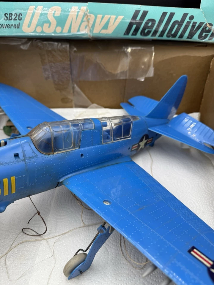 Vtg COX Thimble Drome HELLDIVER Model Airplane Made In USA .049 Gas Engine as-is - Image 4 of 4