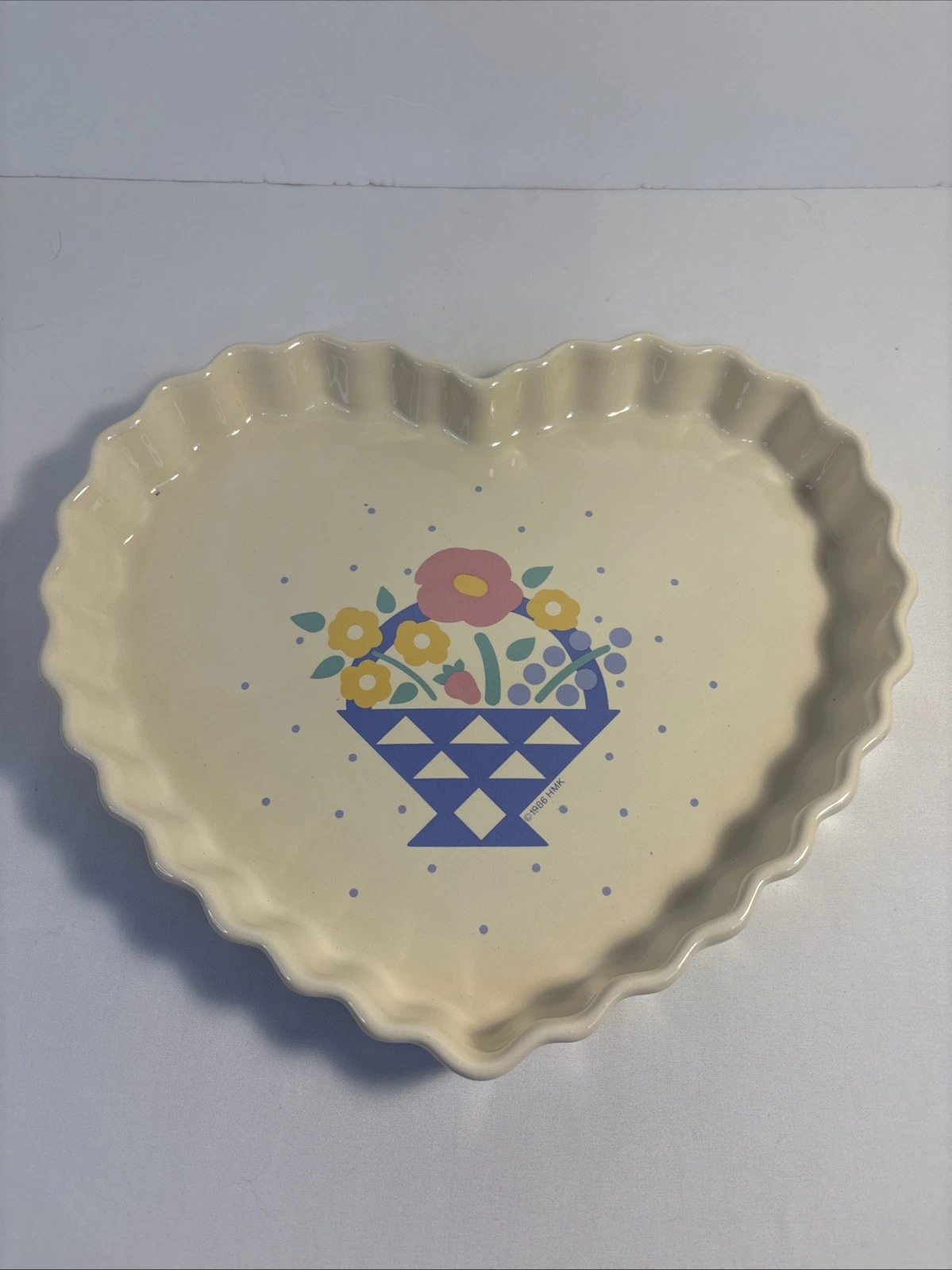 Vintage 1986 Heart Shaped Auntie Em Ceramic Pie Plate. Made in USA
