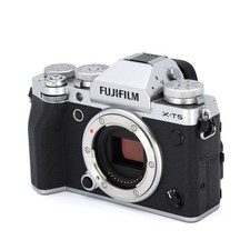 FUJIFILM X-T5 40 MP Mirrorless Camera - Silver Body From Japan GP00013292
