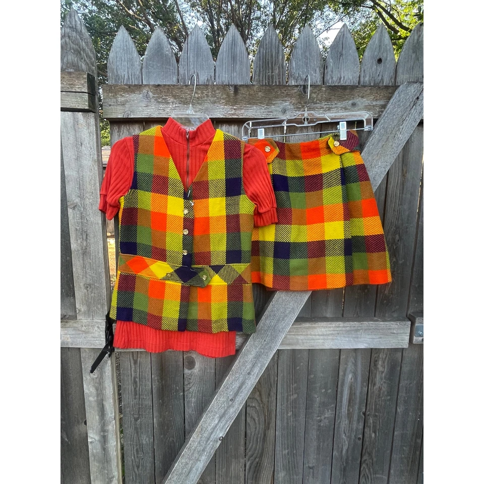 COLETE SAIA XADREZ LARANJA MISTURA LÃ VINTAGE DÉCADA DE 1970 College Town gola simulada - Imagem 2 de 4