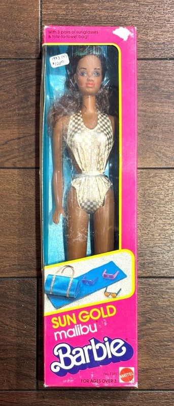 SUN GOLD MALIBU BARBIE #7745 MATTEL 1983 Vintage NRFP