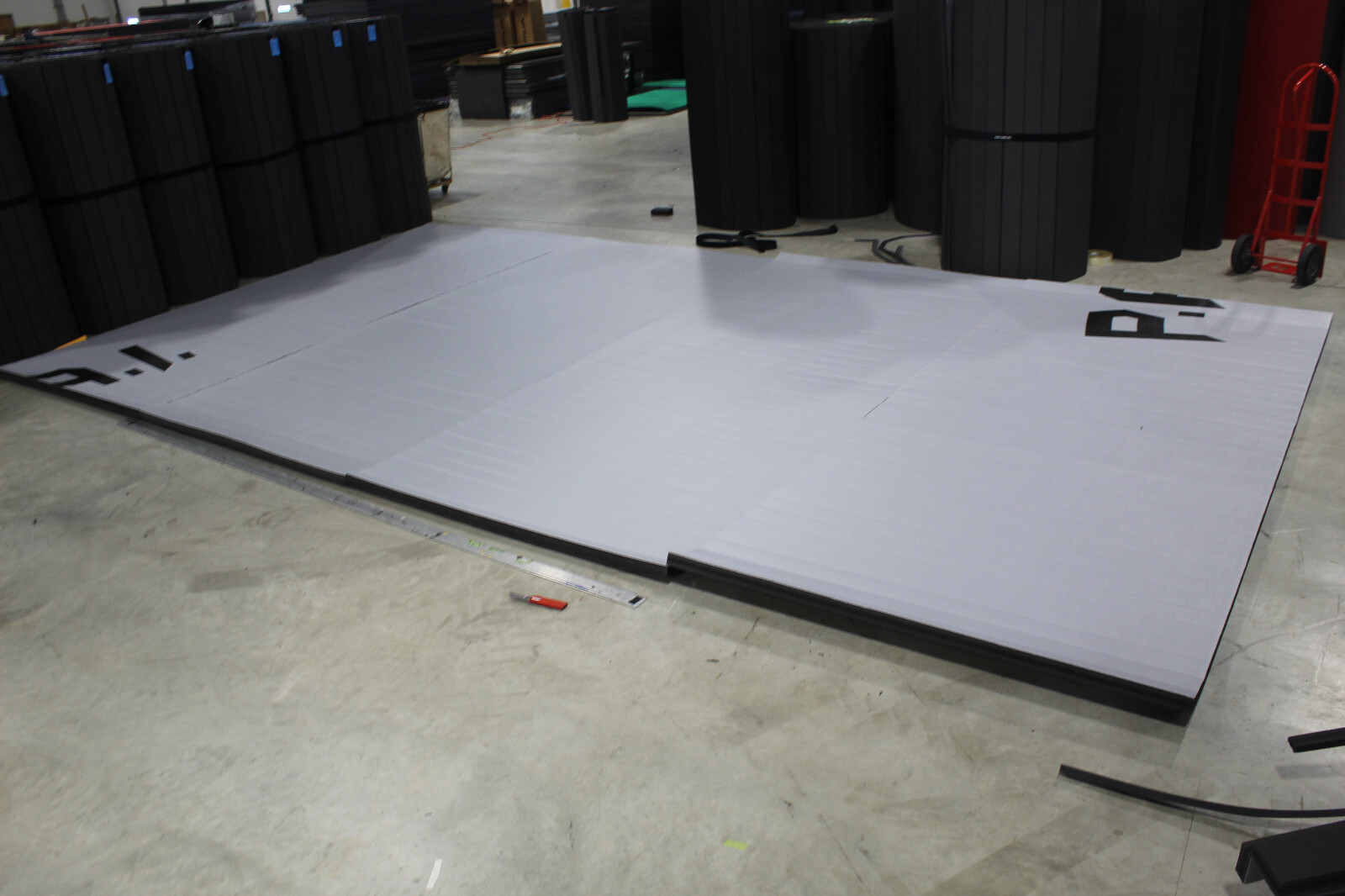 13' x 23' x 1 5/8" Dollamur FlexiRoll MMA Wrestling Mat READ