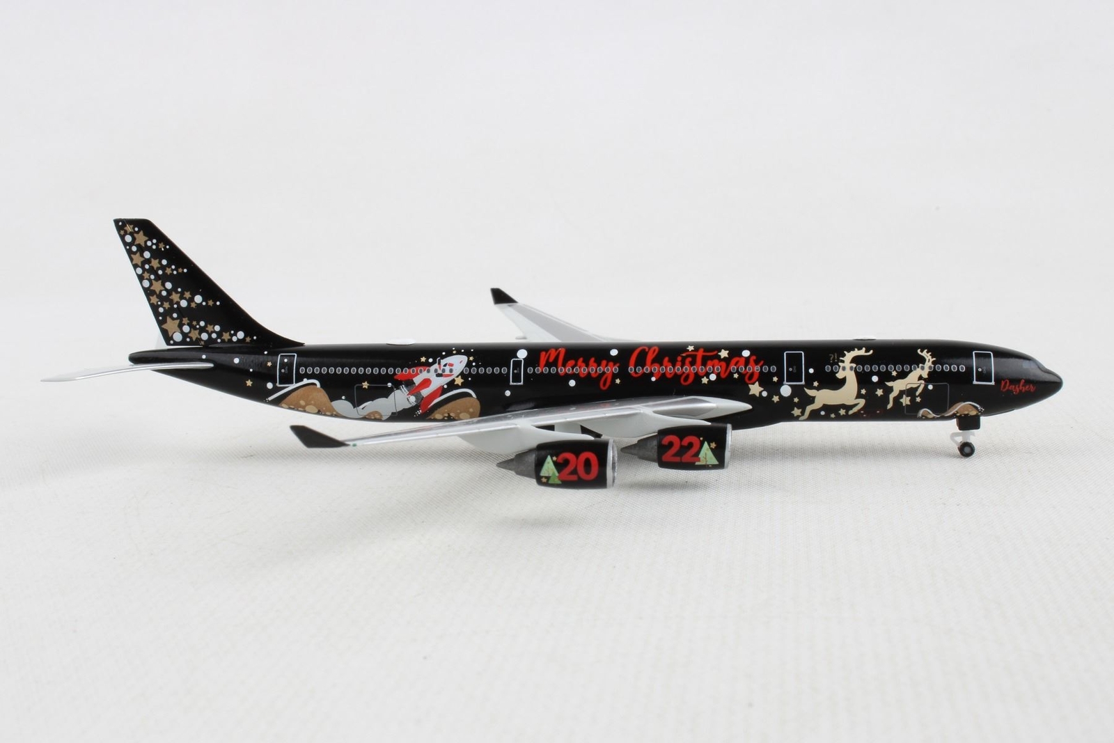 HE536592 HERPA CHRISTMAS 2022 A340-500 1:500 DASHER Model Airplane - Picture 3 of 6
